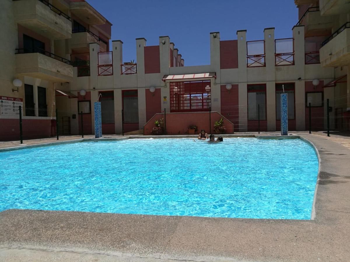 & Pool Arinaga