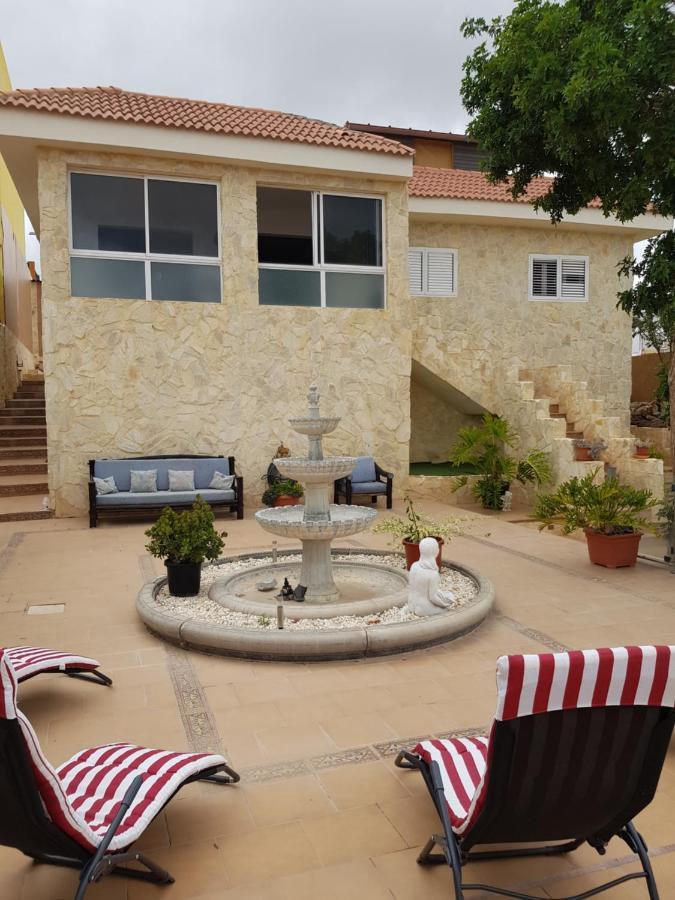 Guest house Montana Luna House With *
