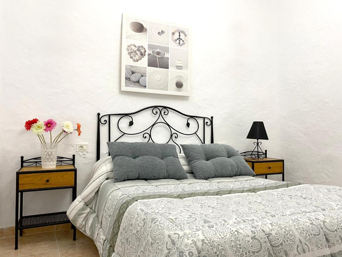 Welcoming House With Mountain View In Сasa de vacaciones Ingenio