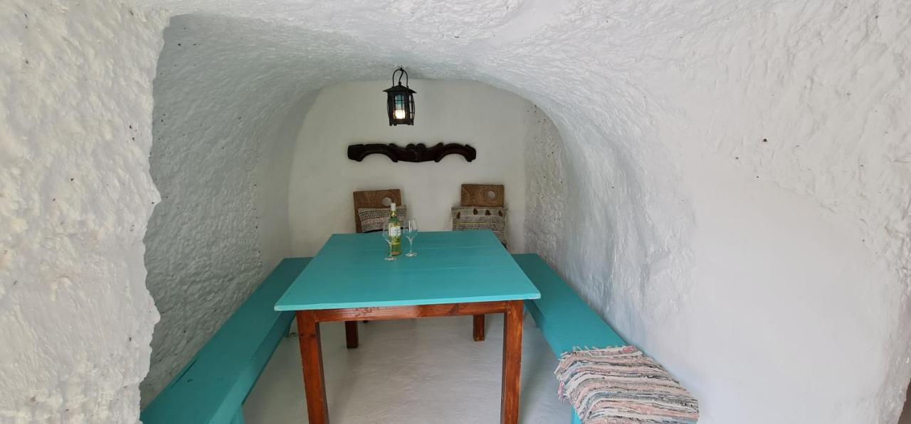 Chalet Andenes Cave