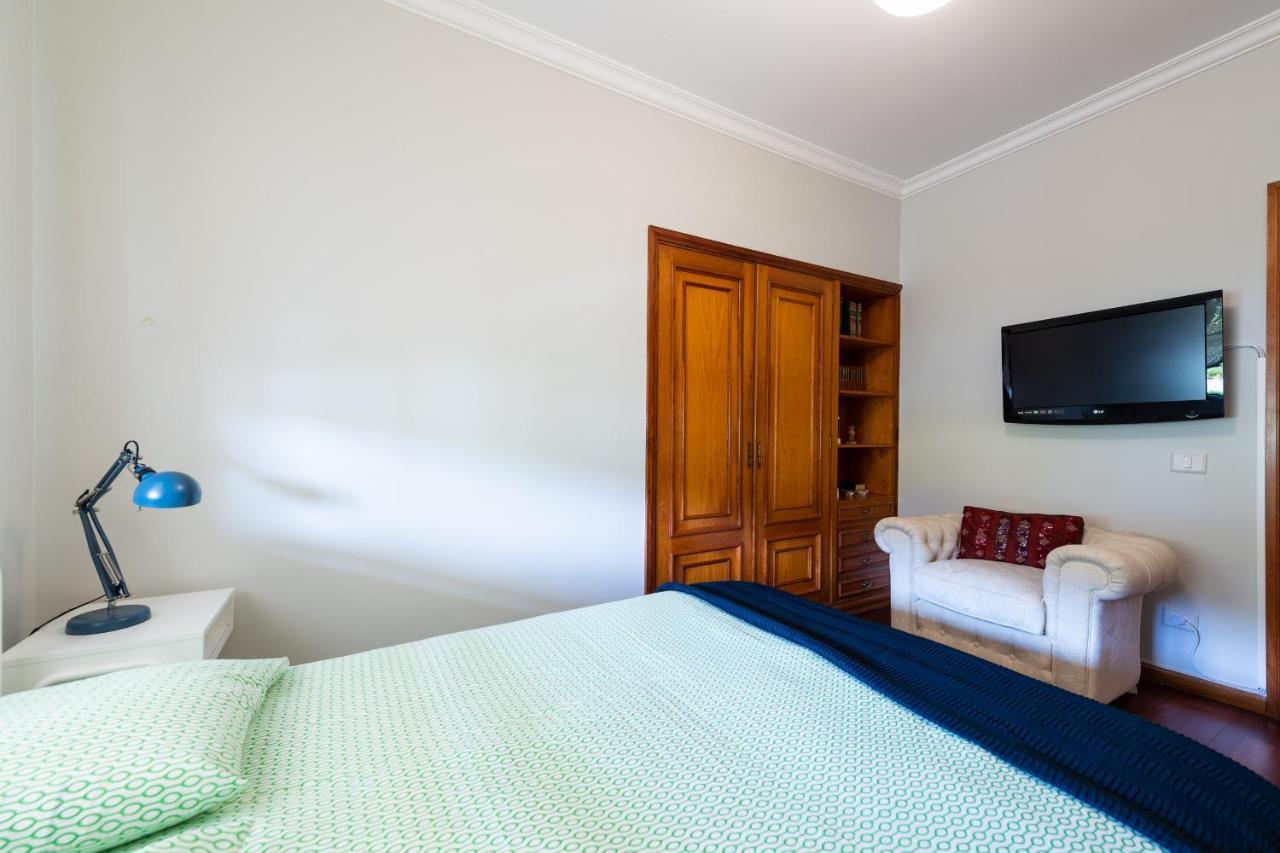 5br - Pool Parking & Tennis Court