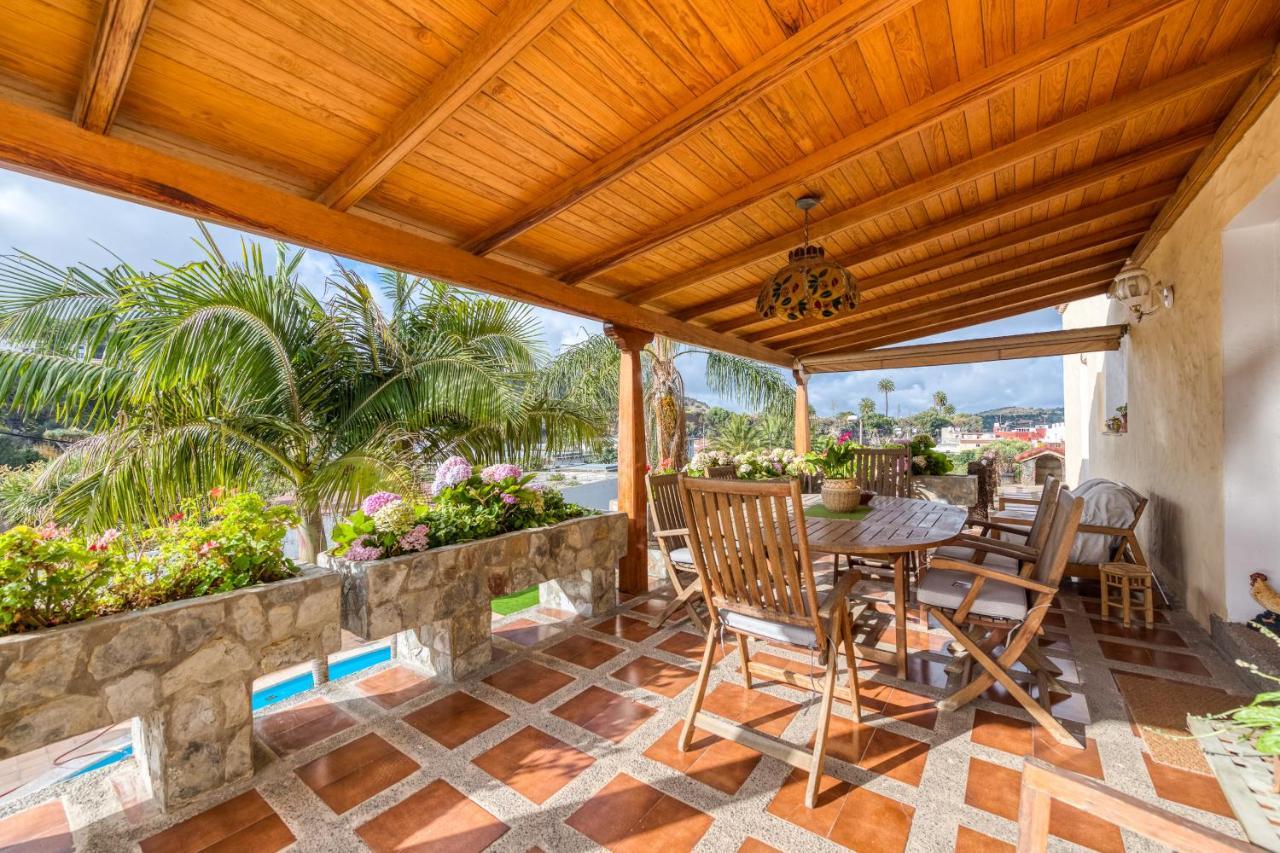 5br - Pool Parking & Tennis Court *