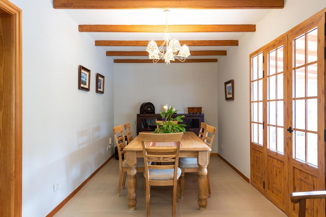 5br - Pool Parking & Tennis Court Villa Las Palmas de Gran Canaria