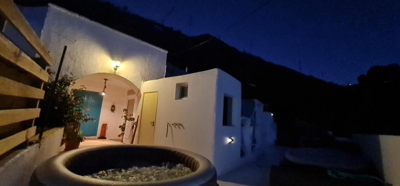 Chalet Andenes Cave