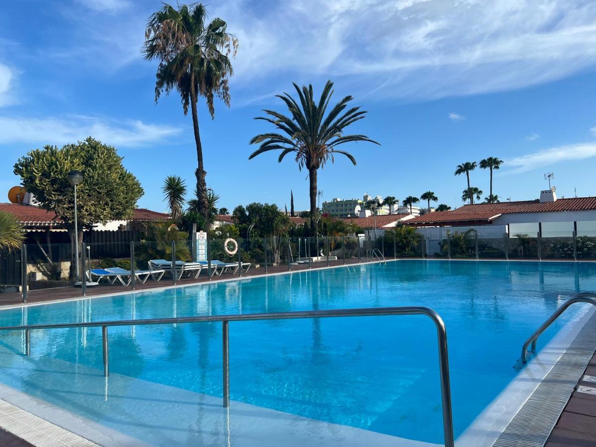Agradable Bungalow Con Piscina Casa vacanze