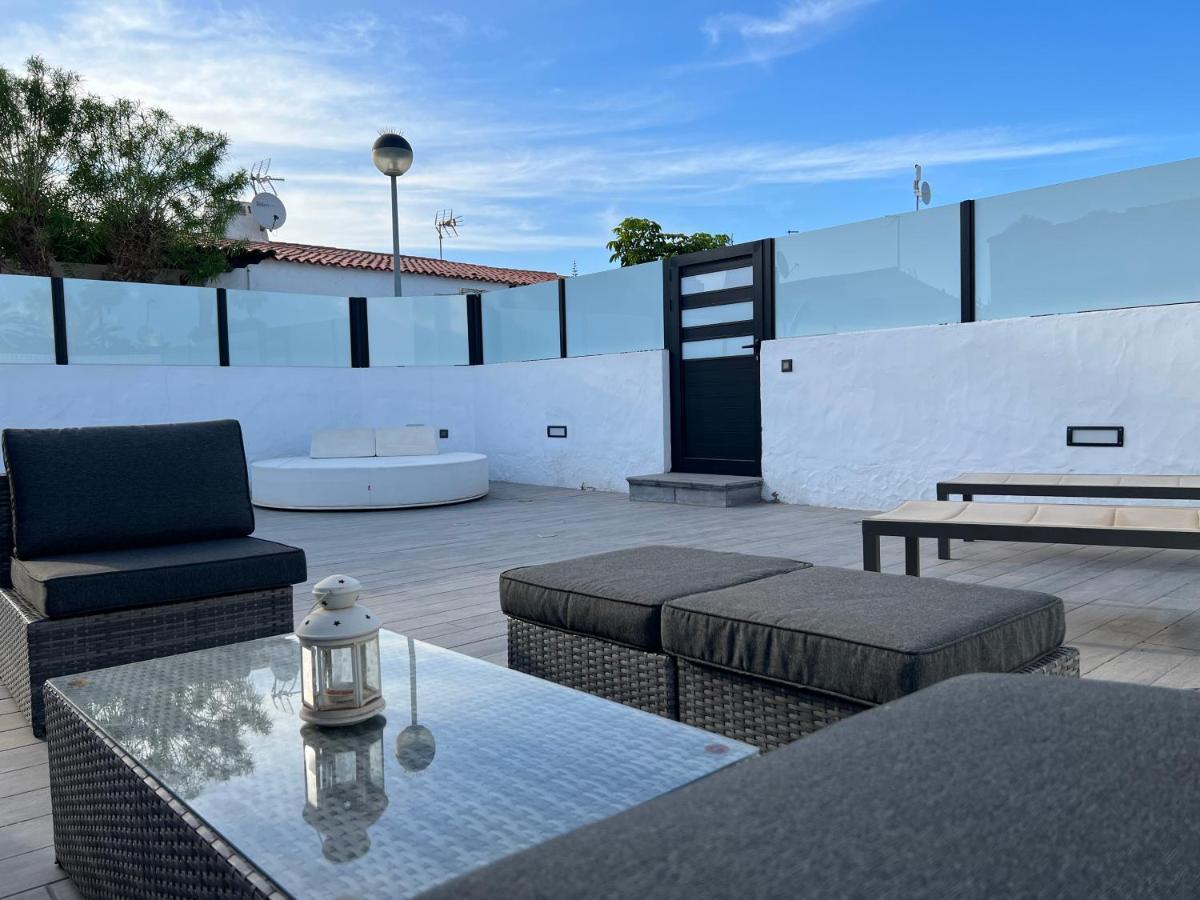 Agradable Bungalow Con Piscina Casa vacanze