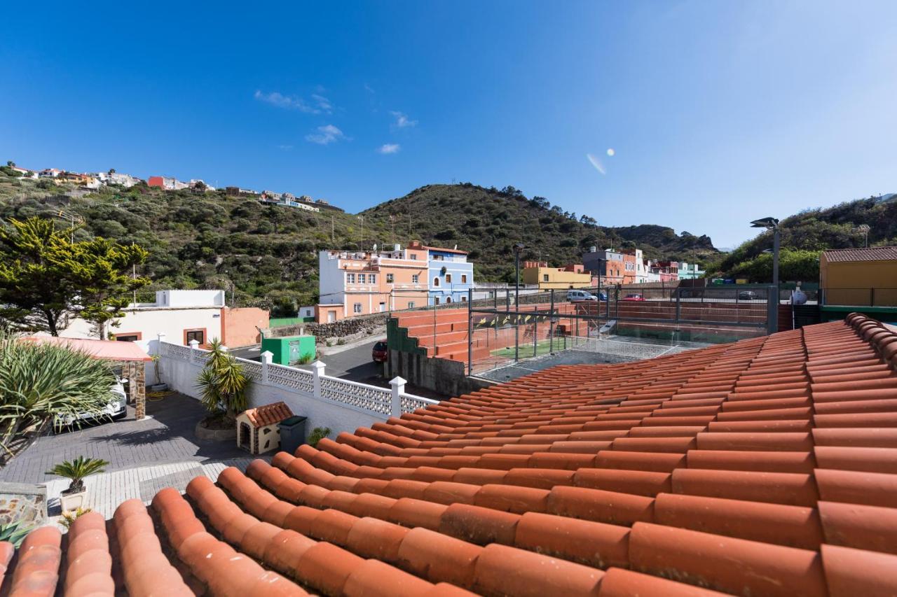 5br - Pool Parking & Tennis Court *