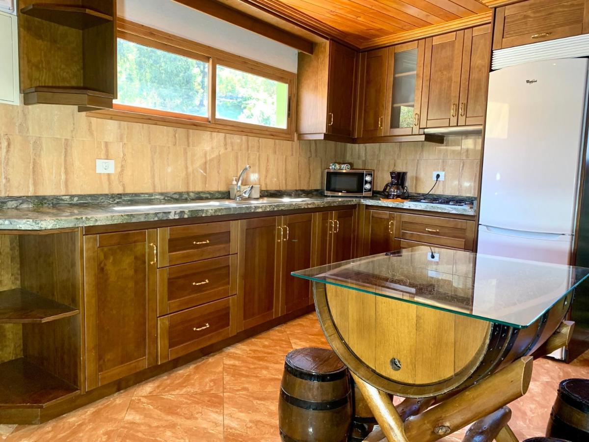 Encantadora Casa Rural En Moya Con Jacuzzi Y Barbacoa Сasa de vacaciones