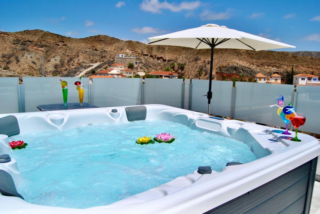 Big Tauro With Private Heated Saltwater Pool & Jacuzzi & Bbq & Game & Arcade Games Mogán