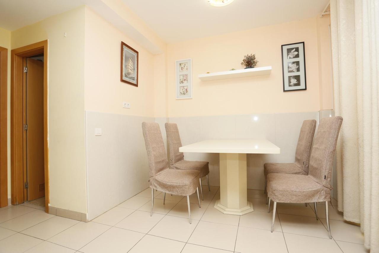 Villa Masvacation Calle Lanzarote B, 4room, Terrace