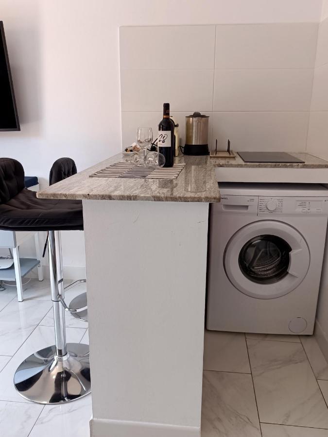 Comodo Al Lado De La Playa De Canteras Apartment *