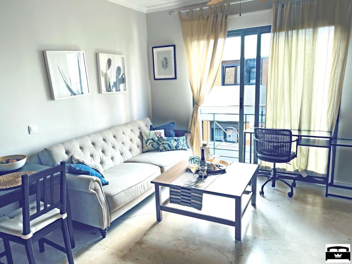 Upscale***las Canteras Beach***balcony Apartamento *
