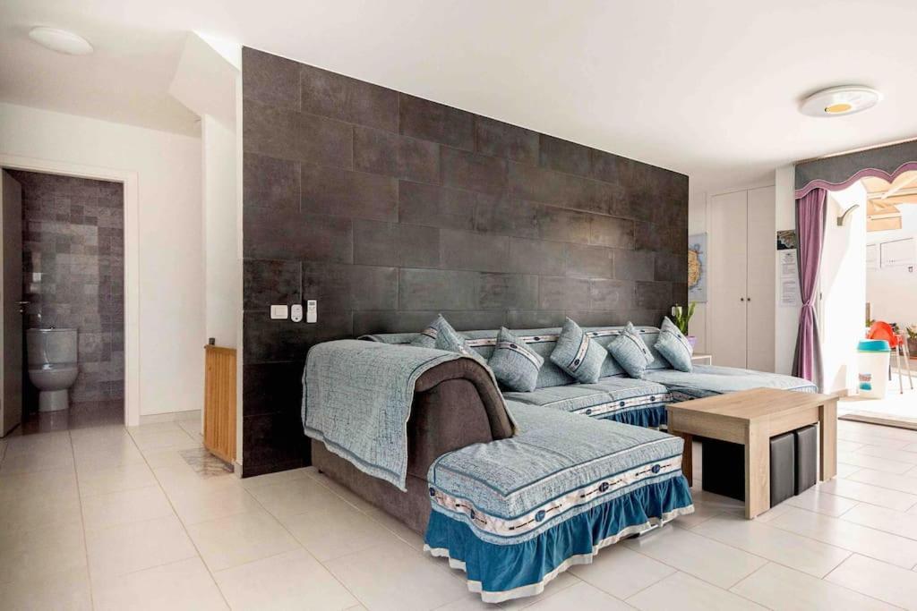 Villa Big Tauro With Private Heated Saltwater Pool & Jacuzzi & Bbq & Game & Arcade Games *