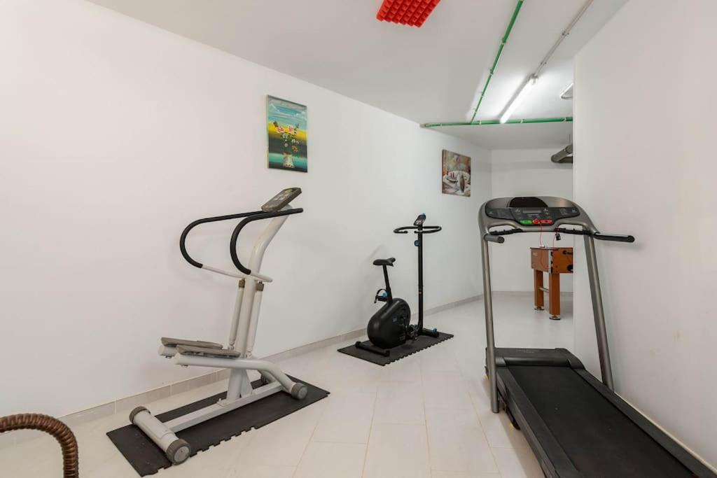 Villa Big Tauro With Private Heated Saltwater Pool & Jacuzzi & Bbq & Game & Arcade Games Mogán