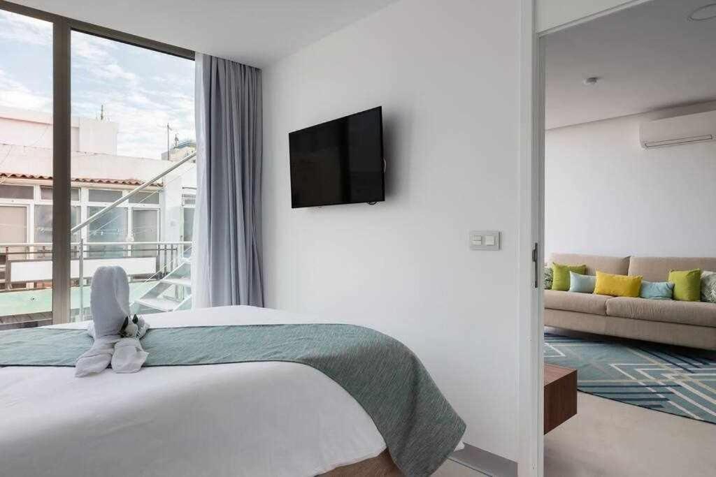 Lujoso ático Gran Terraza Solarium Privado Jacuzzi Sauna *