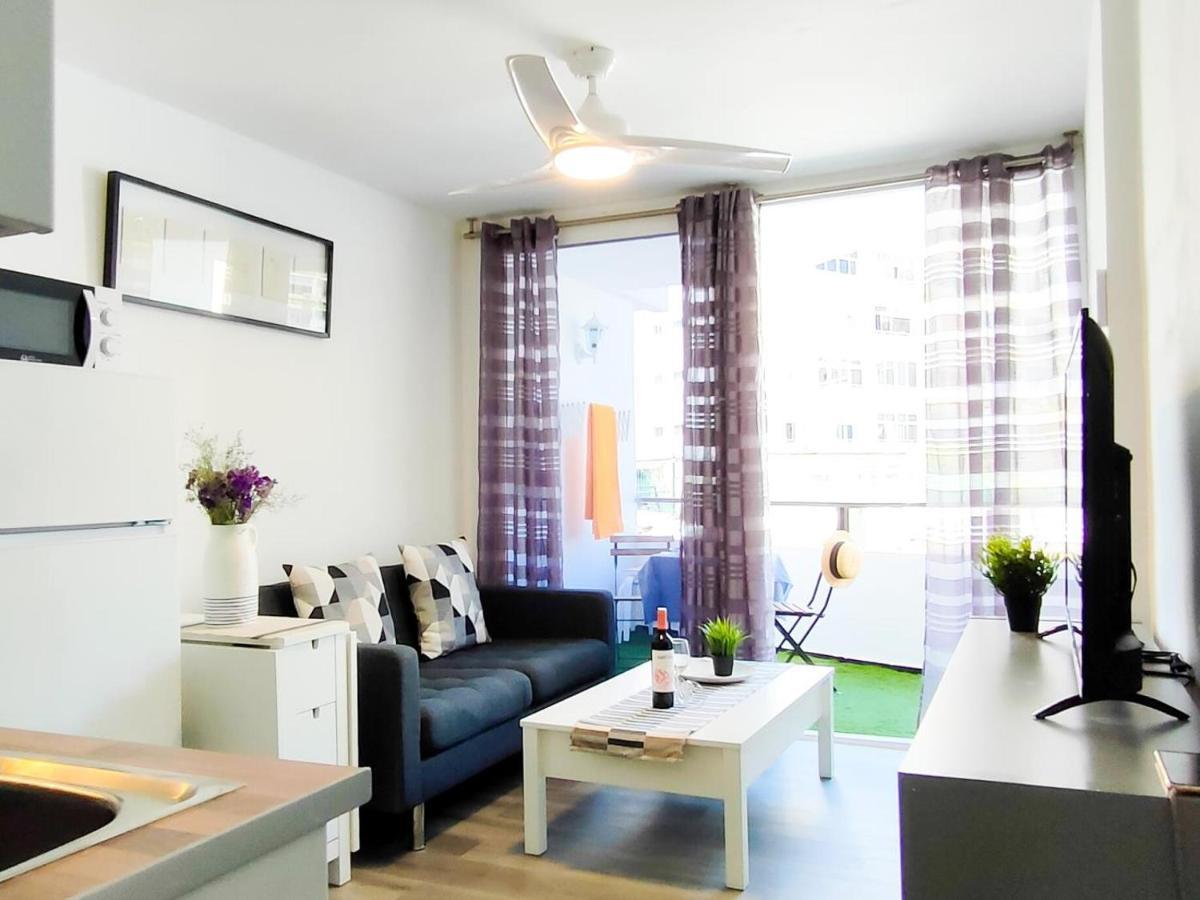 Nomadic Friendly * Playa del Ingles (Gran Canaria)