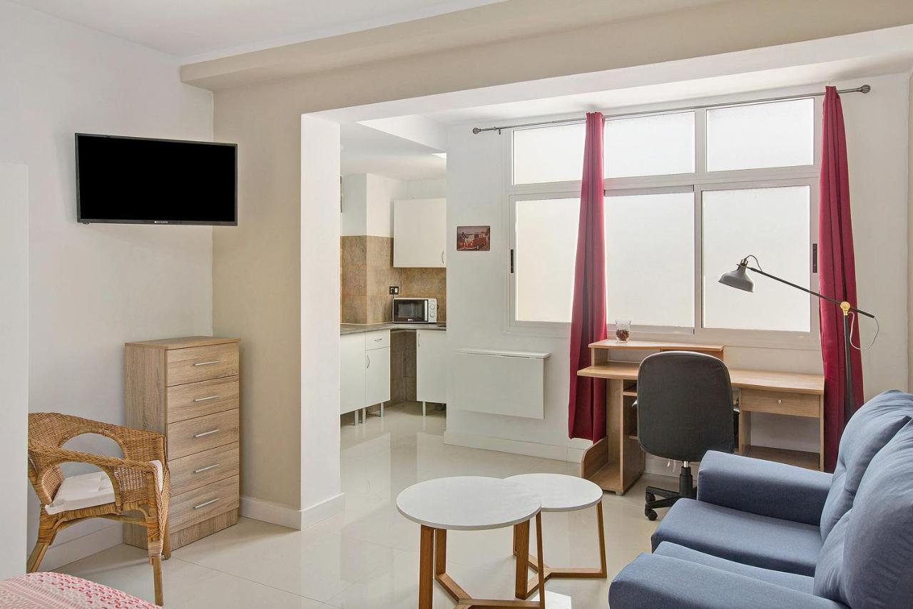 Estudio Massimo 7a Apartment