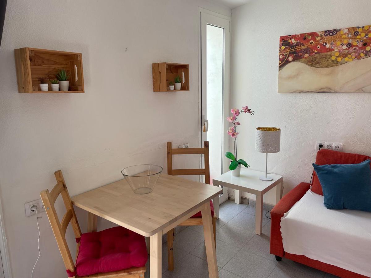 Bungalow 2-4 With Jacuzzi Apartment *