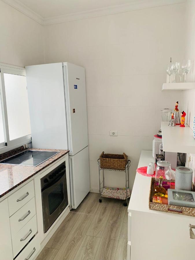 2 Double Bedroom 150 Meters From Beach. *