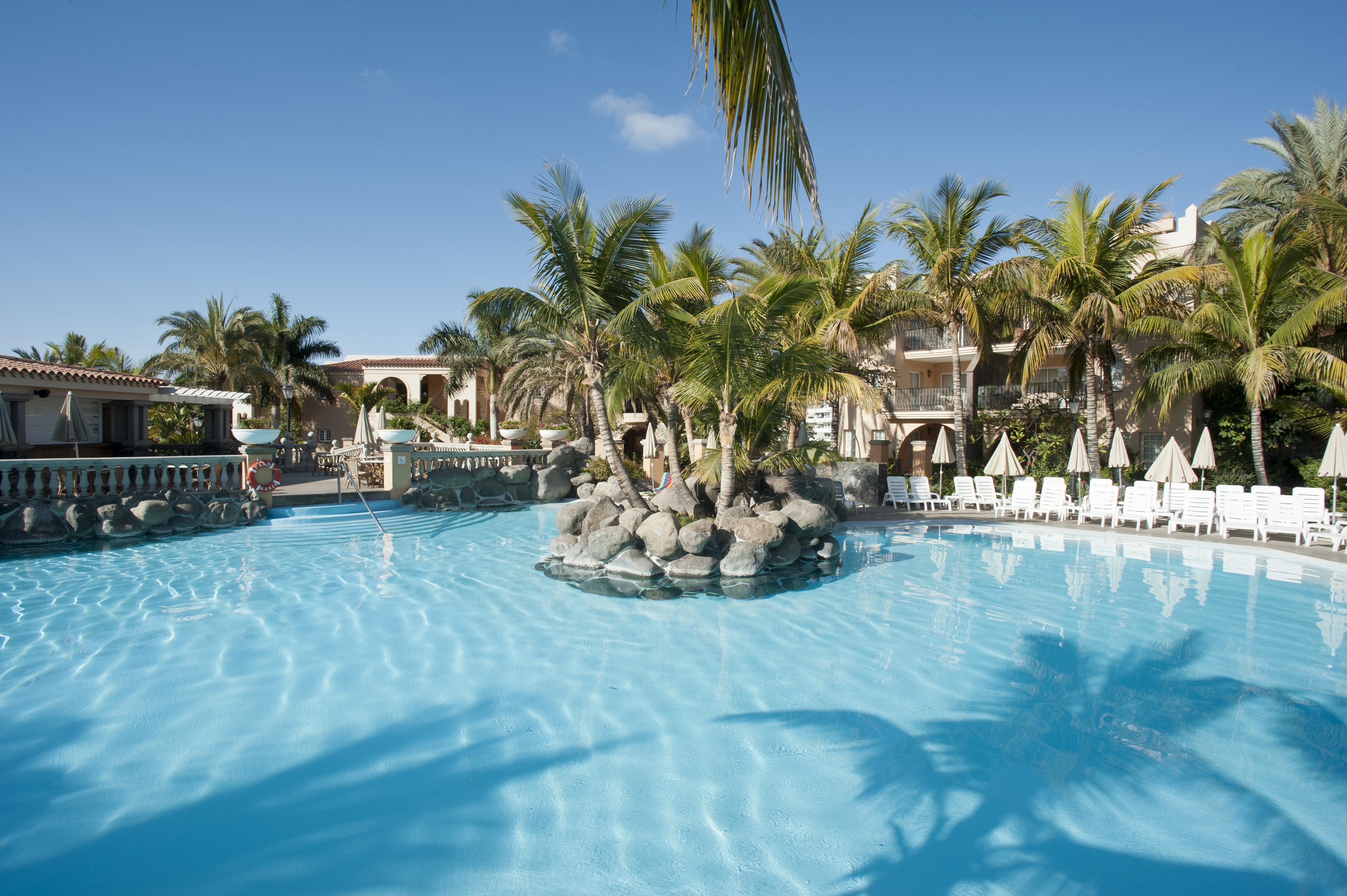 Hotel Palm Oasis