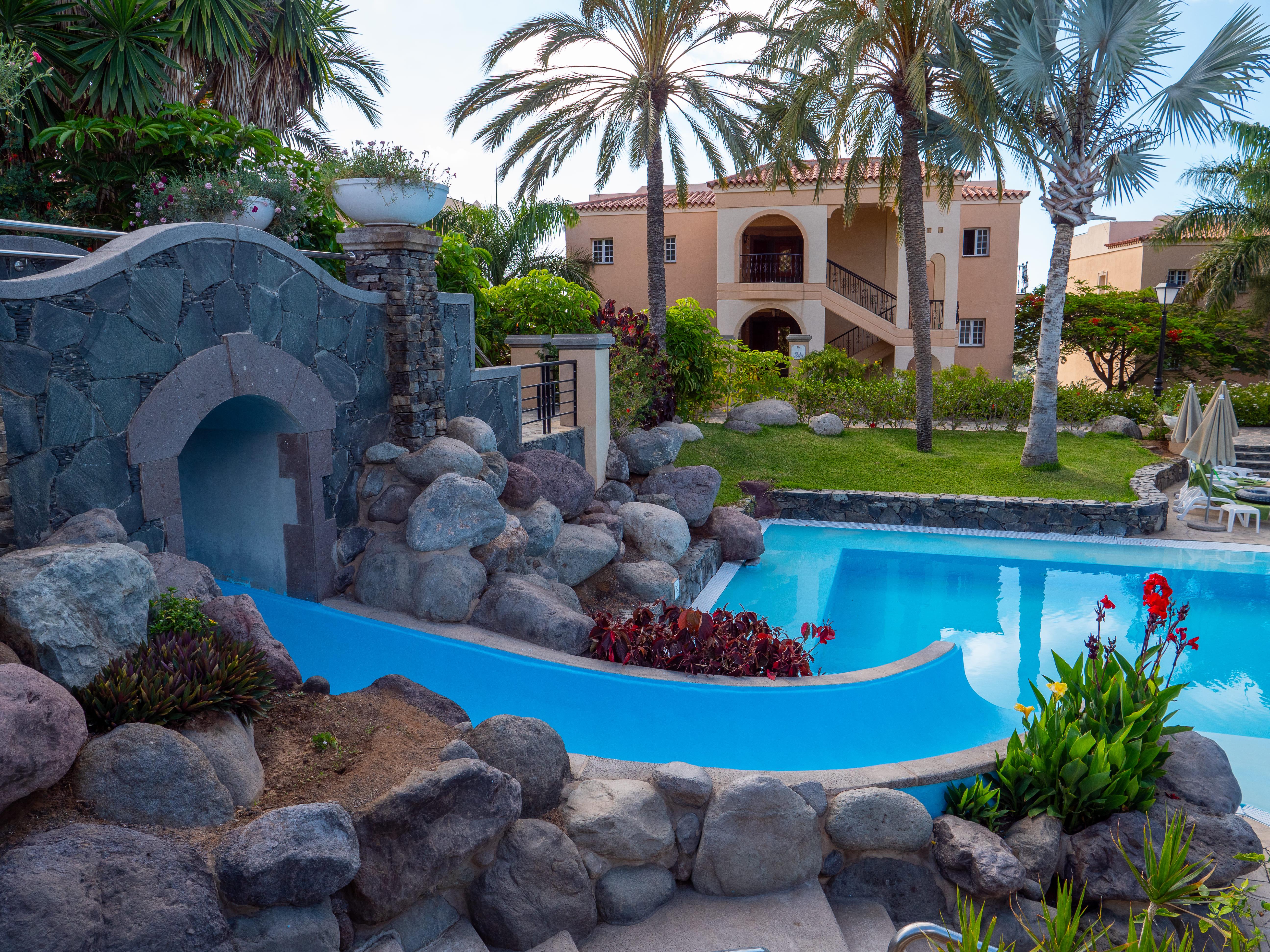 Palm Oasis Hotel