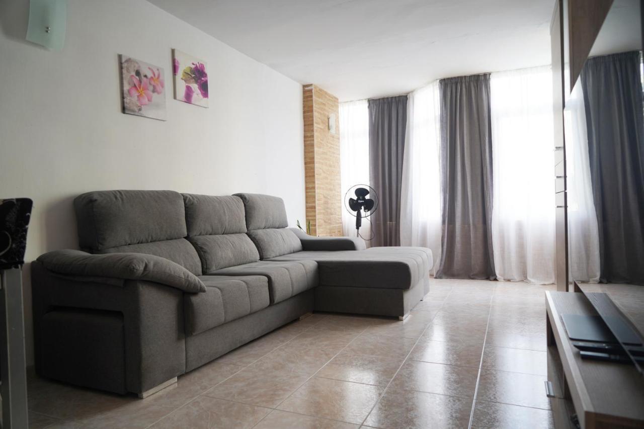 Apartamento En Edificio Hábitat Playa Del Inglés. Appartamento *