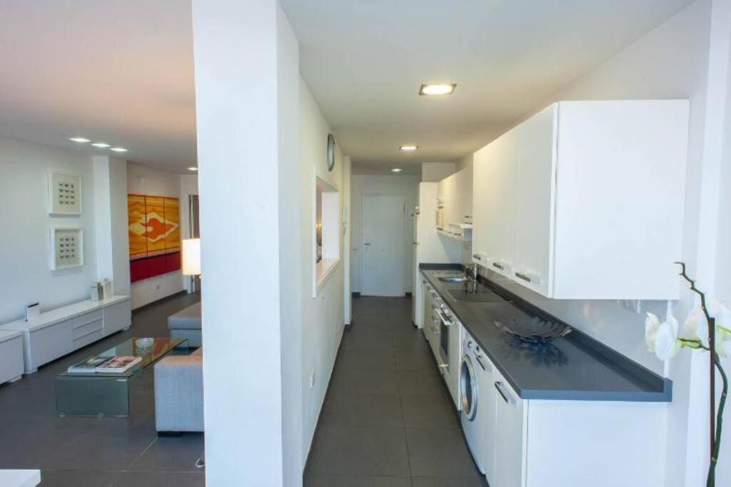 Las Canteras Modern Gran Canaria Apartment