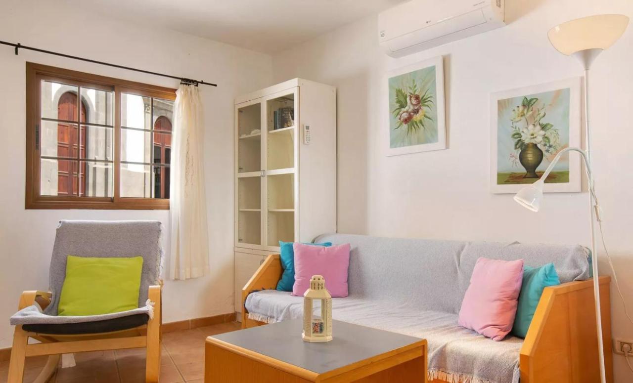 Apartment Holiday 1 *