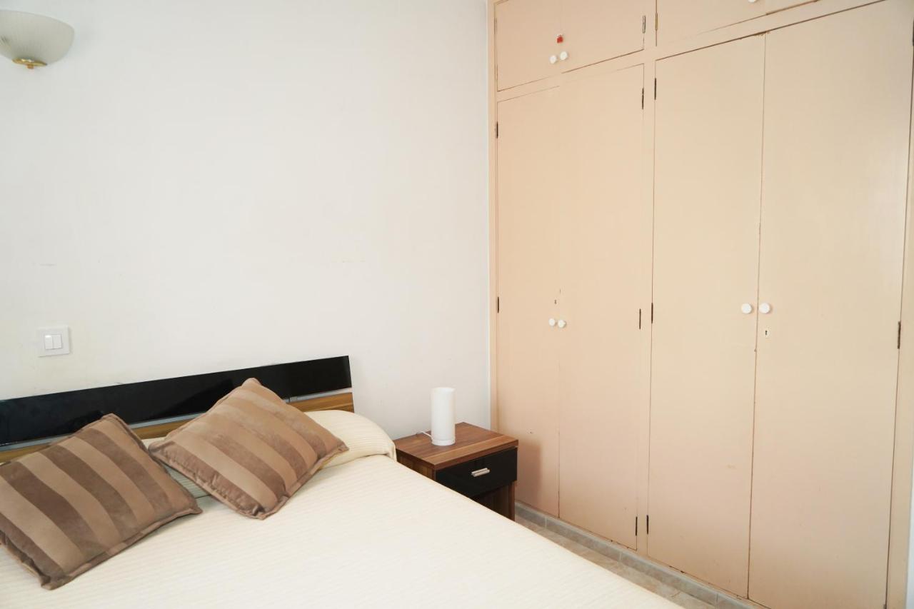 Apartamento En Edificio Hábitat Playa Del Inglés. San Bartolomé