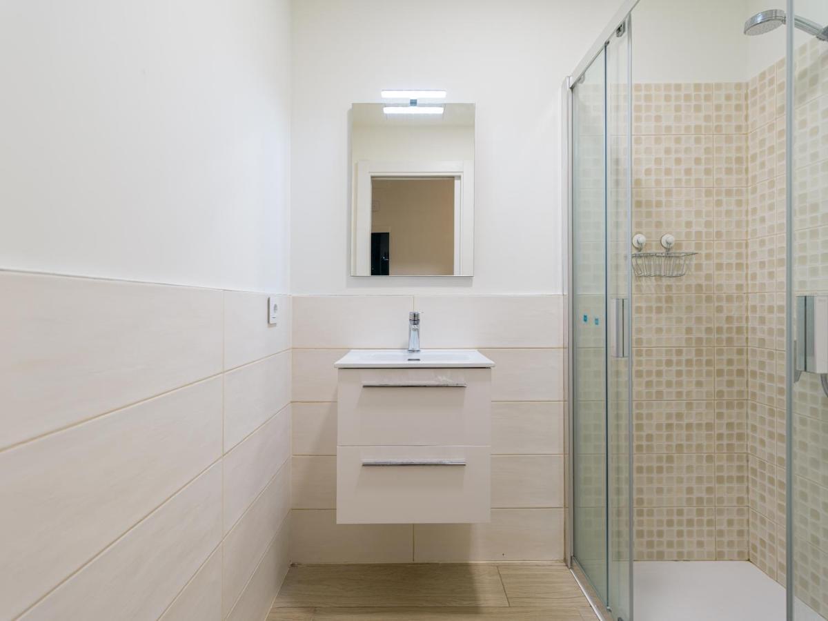 Appartamento Homeforguest Apartamento Con Terraza Y Parking En Canteras Las Palmas de Gran Canaria