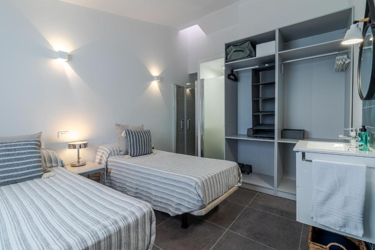 Luxury Apartment *