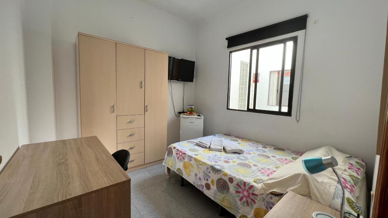 Central, Quiet And Comfortable Room, Breakfast Appartamento *