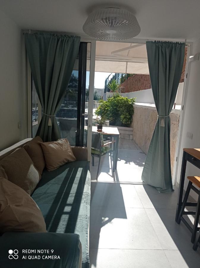 Isabel Del Mar Apartment *