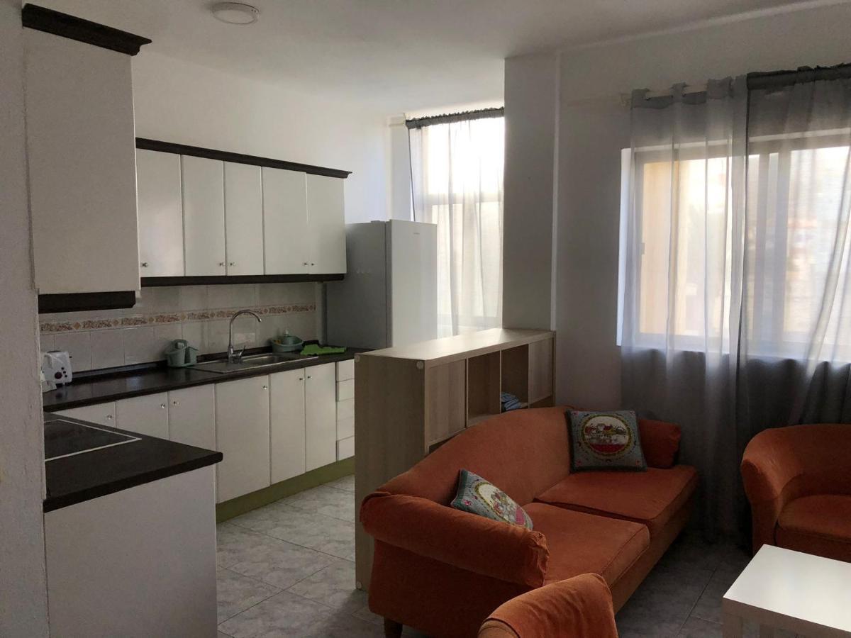 Coqueto Apartamento En Sardina Del Norte, Galdar.