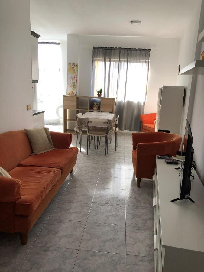 Coqueto Apartamento En Sardina Del Norte, Galdar. Apartment Galdar