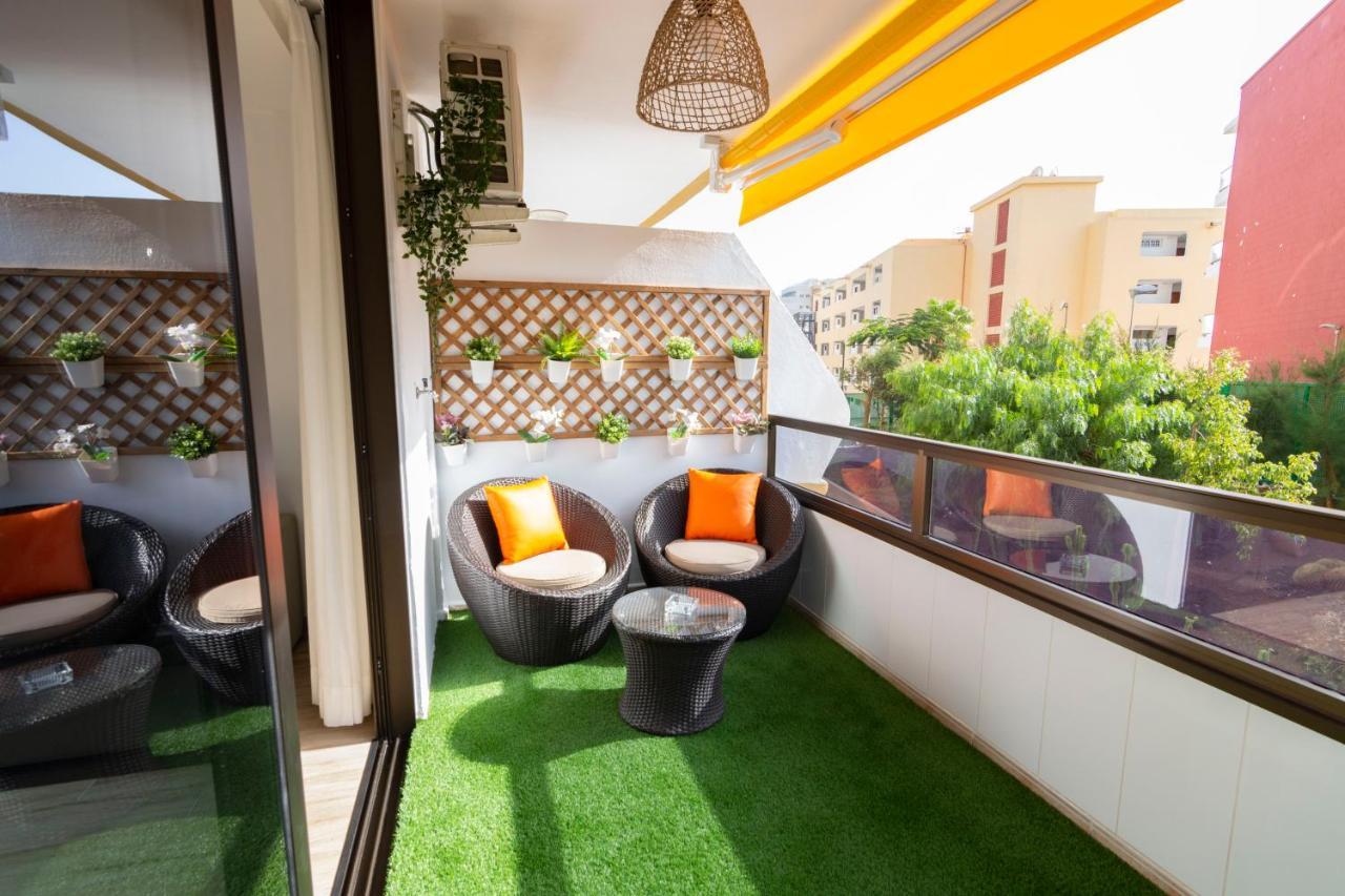 The Golden Corner By Homestaygrancanaria