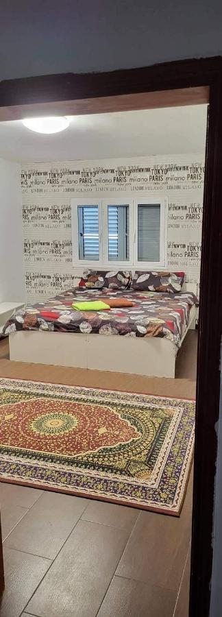 Guest house Montana Luna House With
