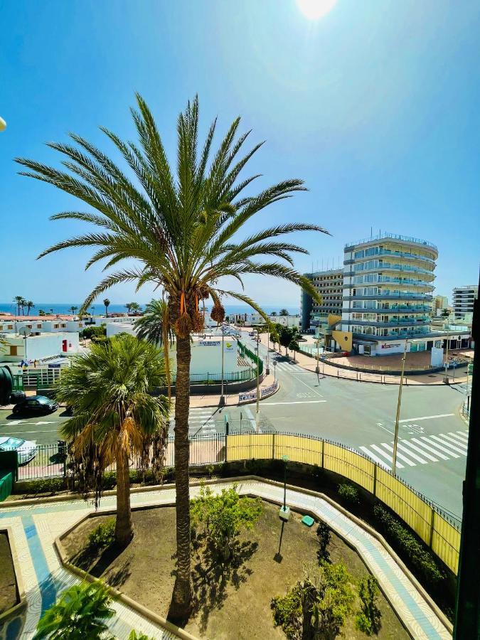 Apartment 2 Bedroom Top Located In Playa Del Ingles