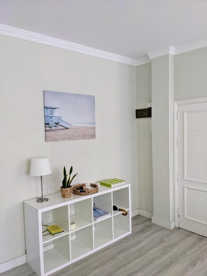 2 Double Bedroom 150 Meters From Beach. *