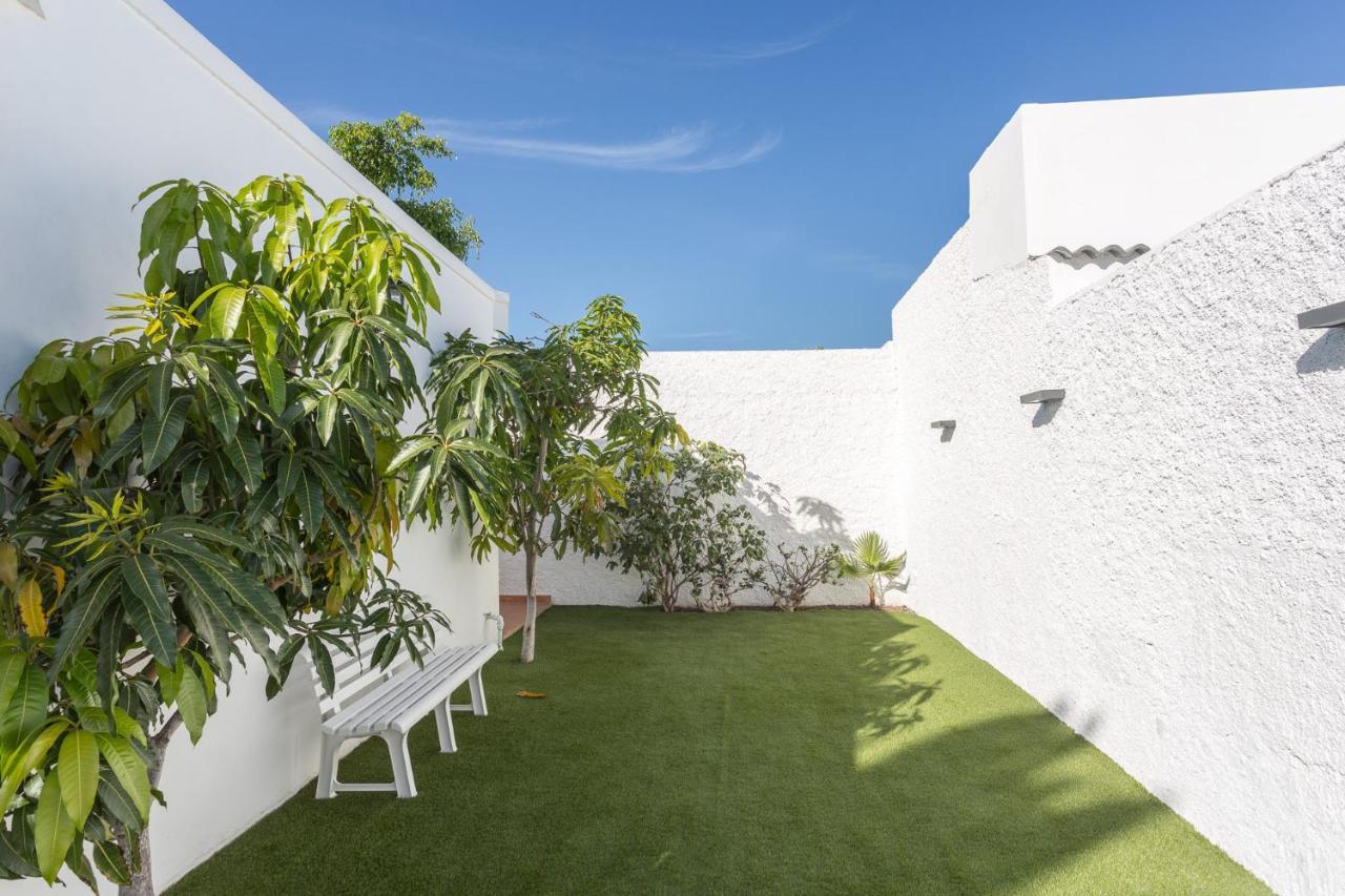 Luxury - Private Terrace - Pool - Aircon *