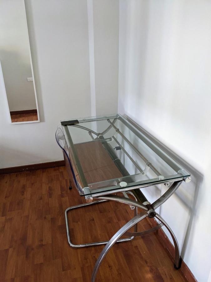 2 Double Bedroom 150 Meters From Beach. Appartamento