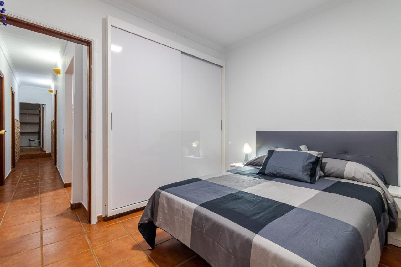 Flatguest Faro De Sardina - 3 Bed - Coast - Wifi