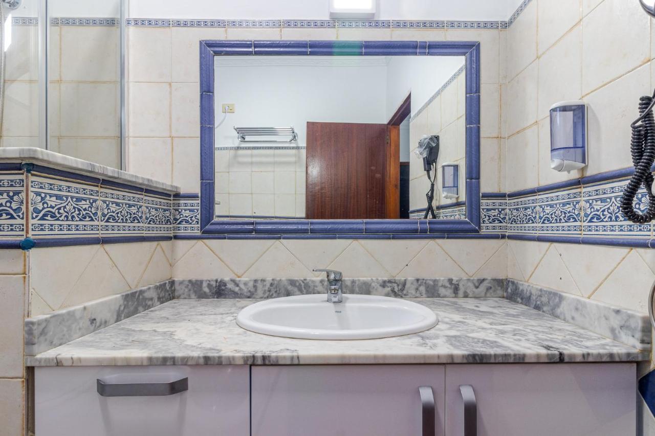 Flatguest Faro De Sardina - 3 Bed - Coast - Wifi *