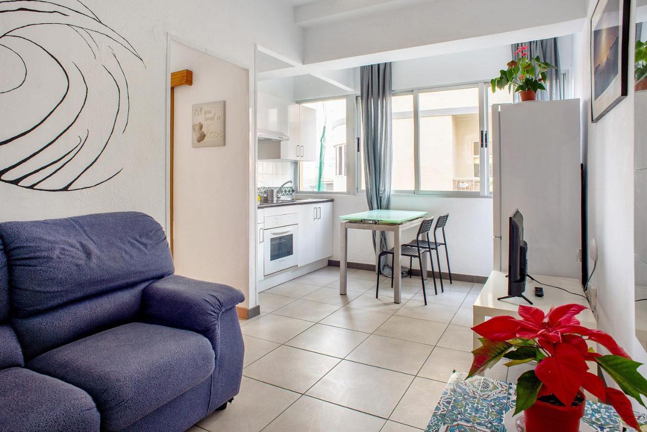 Apartamento Canteras 128 Piso 2 *
