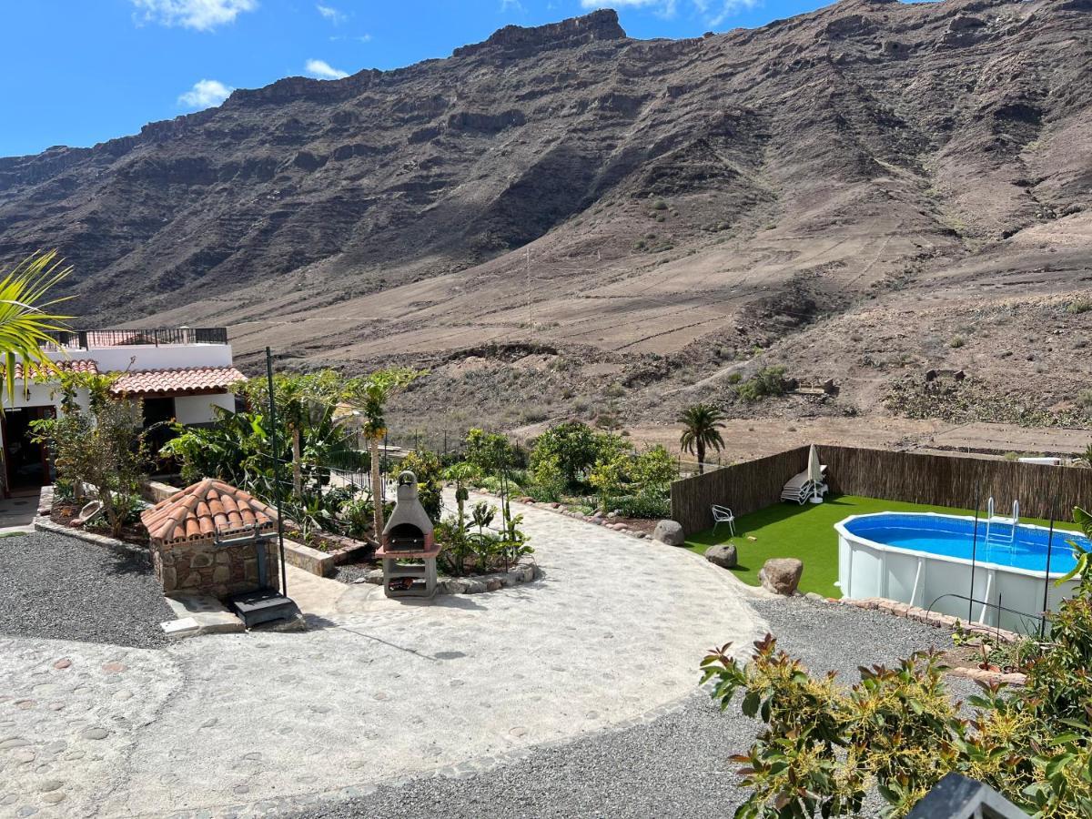 Con Bano Adaptado Y Piscina En *
