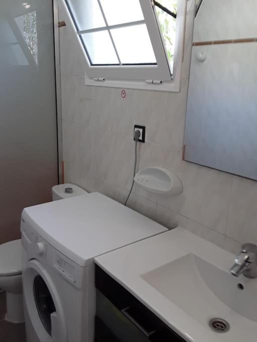 Tres Beau Bungalow,jardin Tropical, Renovation Ete 2020 Casa vacanze *