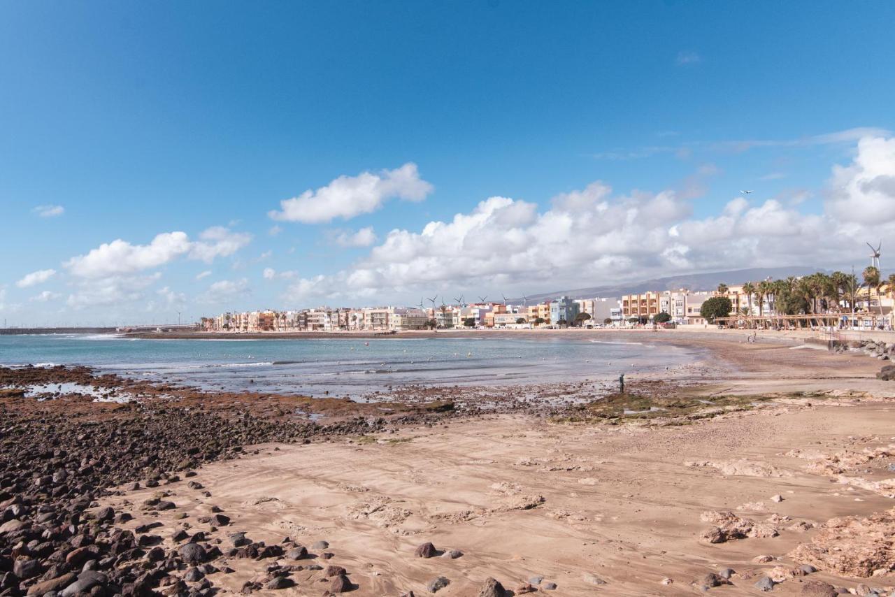 Home2book Lovely Beachfront Apartamento *