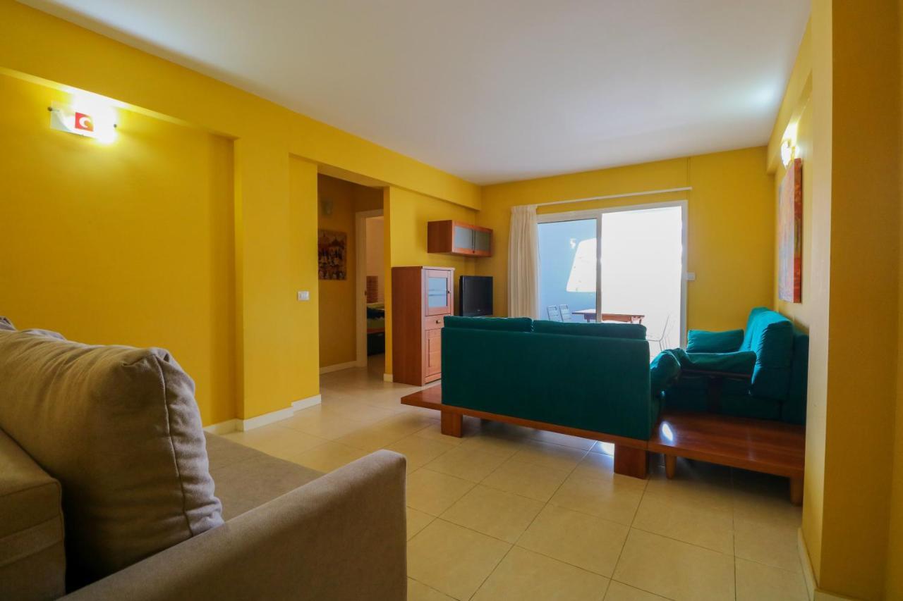 Cheerful House Puerto De Nieves