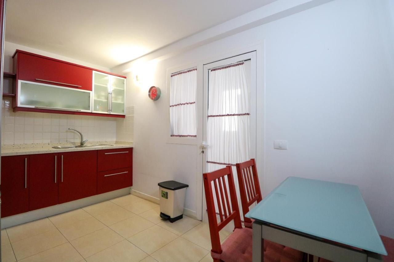 Cheerful House Puerto De Nieves
