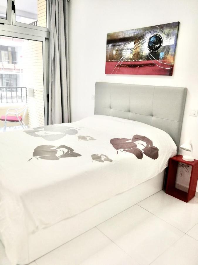 Homeforguest Listen To The Waves By Las Canteras